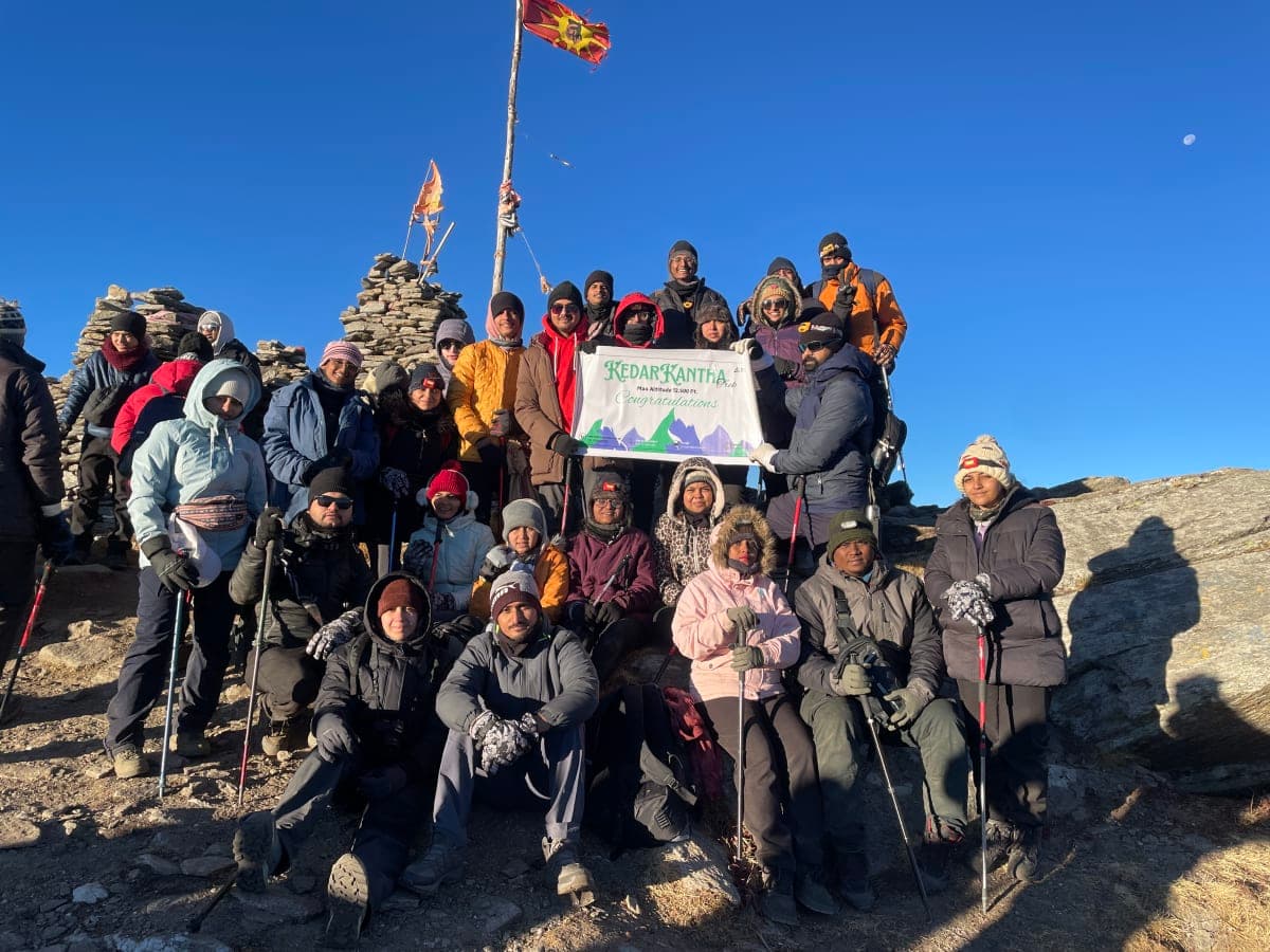 Snow trail suitable as a confident first big trek